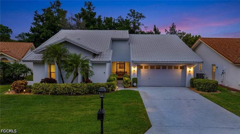 2 bedroom SingleFamilyResidence at 12642 Inverary Cir, Single Family Village, Fort Myers — photo 2