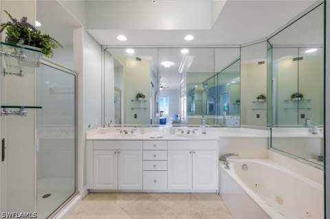 400 Flagship Dr 1206, Naples FL - photo 10 of 36