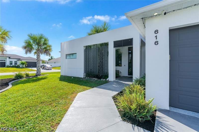 3 bedroom SingleFamilyResidence at 616 NW 2nd St, Cape Coral, Cape Coral — photo 4