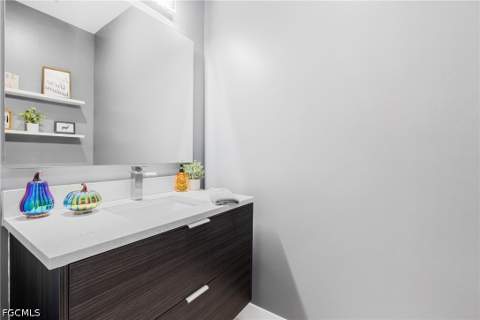 616 NW 2nd St, Cape Coral FL - photo 7 of 60