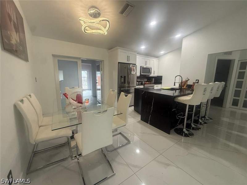 3 bedroom SingleFamilyResidence at 2811 44th St SW, Lehigh Acres, Lehigh Acres — photo 4