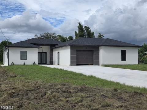 3810 5th St SW, Lehigh Acres FL - photo 6 of 56