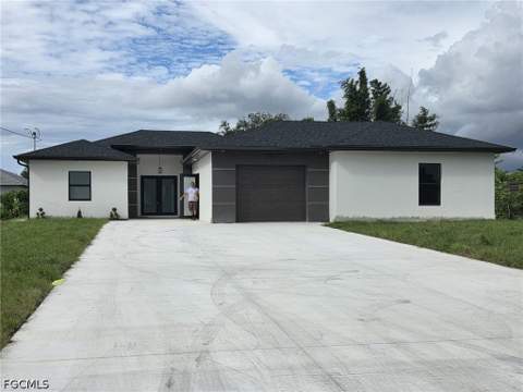 3810 5th St SW, Lehigh Acres FL - photo 8 of 56