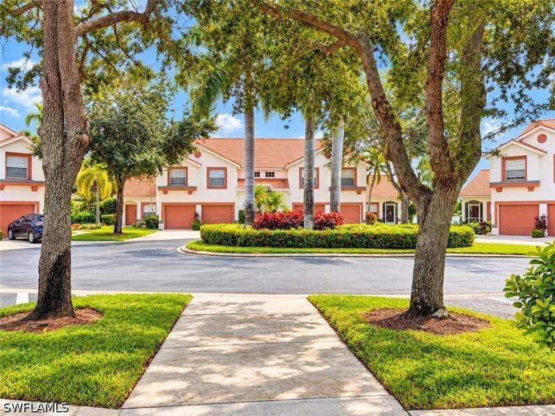 3 bedroom Condominium at 517 Windsor Sq 201, Windsor Place, Naples — photo 2