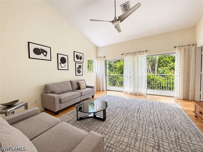 3 bedroom Condominium at 517 Windsor Sq 201, Windsor Place, Naples — photo 5