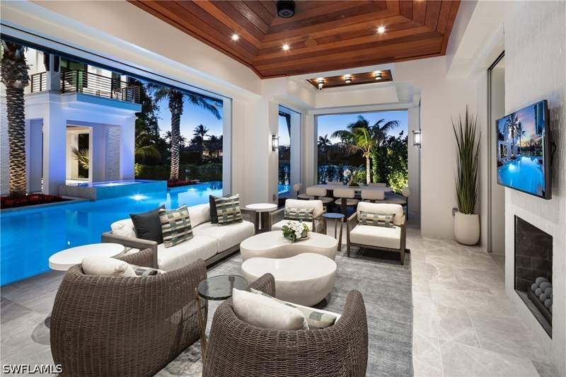 6 bedroom SingleFamilyResidence at 616 Bougainvillea Rd, Olde Naples, Naples — photo 5