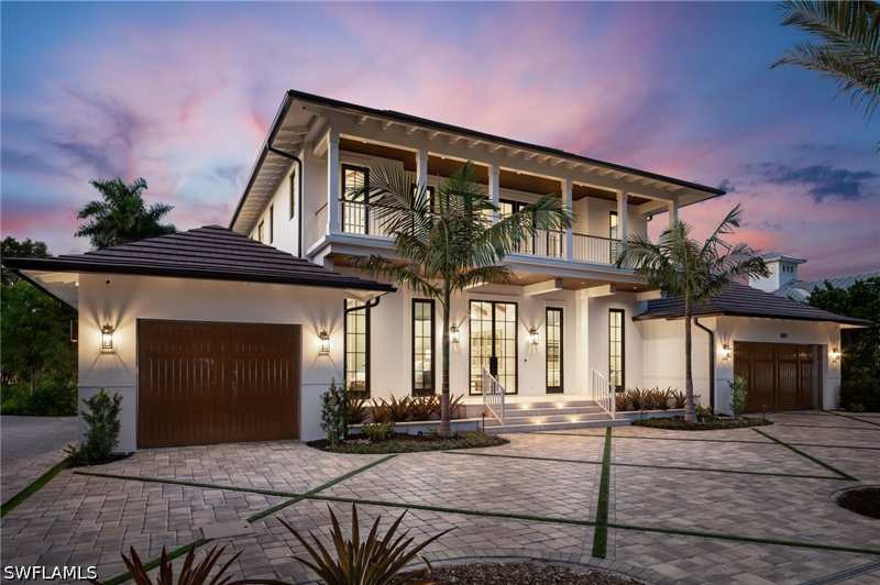 5 bedroom SingleFamilyResidence at 501 7th Ave N, Olde Naples, Naples — photo 1
