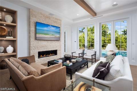 501 7th Ave N, Naples FL - photo 10 of 50