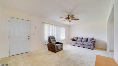 401 Parkside St, Lehigh Acres FL - photo 12 of 28