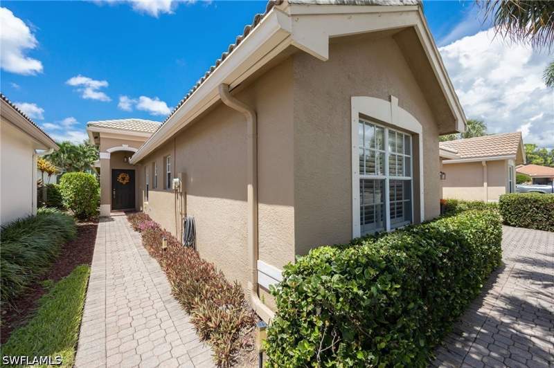 2 bedroom SingleFamilyResidence at 2065 Painted Palm Dr, Saturnia Lakes, Naples — photo 3