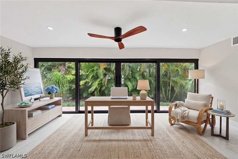 2 bedroom Condominium at 990 8th St S 1C, Cardinal Court, Naples — photo 1