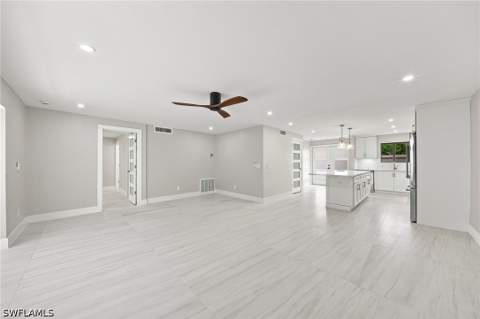 990 8th St S 1C, Naples FL - photo 11 of 30