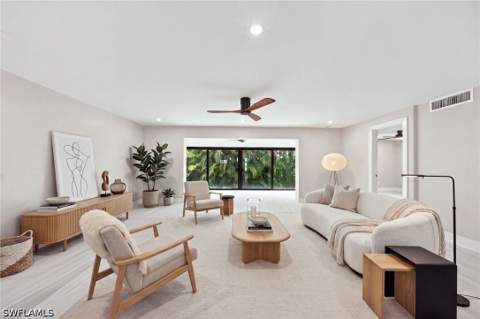 990 8th St S 1C, Naples FL - photo 7 of 30