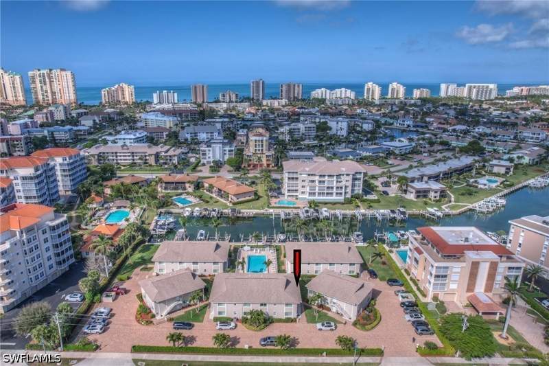 2 bedroom Condominium at 920 Collier Ct C4, Le Club Caxambas, Marco Island — photo 2