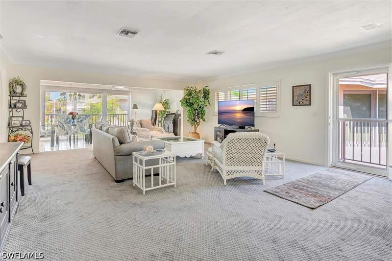 2 bedroom Condominium at 920 Collier Ct C4, Le Club Caxambas, Marco Island — photo 4