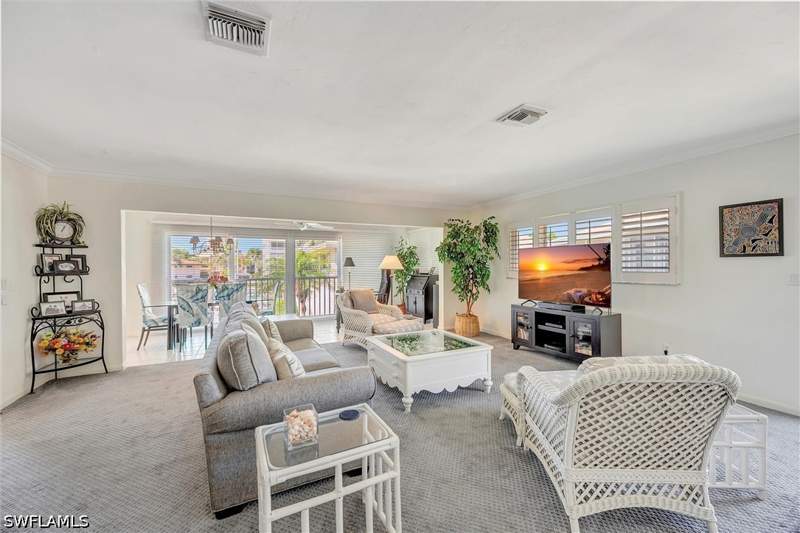 2 bedroom Condominium at 920 Collier Ct C4, Le Club Caxambas, Marco Island — photo 5