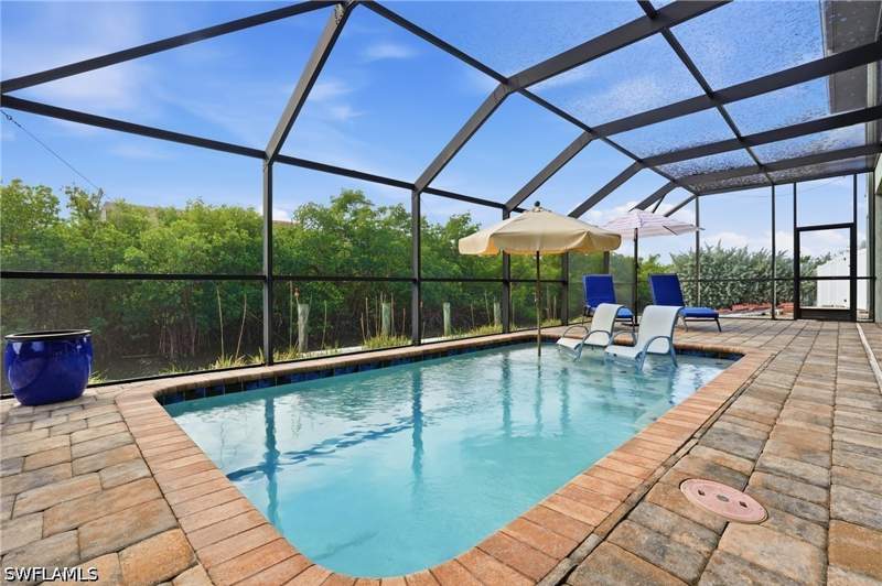 3 bedroom SingleFamilyResidence at 48 Fairview Blvd, Fairview Isles, Fort Myers Beach — photo 2