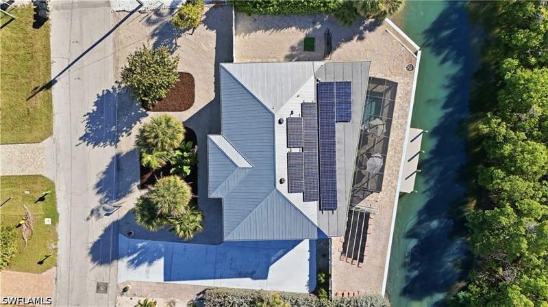3 bedroom SingleFamilyResidence at 48 Fairview Blvd, Fairview Isles, Fort Myers Beach — photo 3