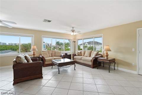 48 Fairview Blvd, Fort Myers Beach FL - photo 6 of 50