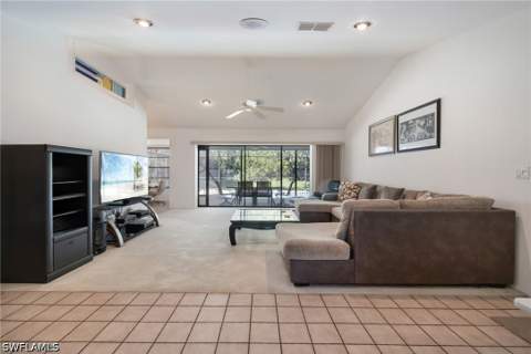 19112 Pine Run Ln, Fort Myers FL - photo 6 of 41