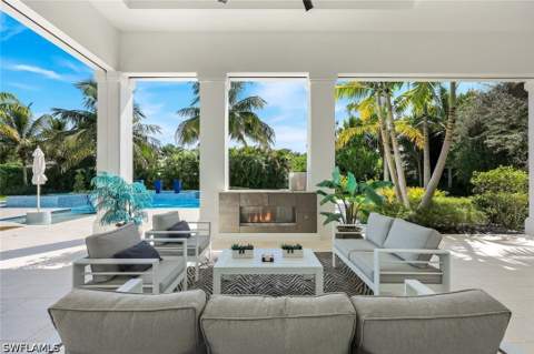 112 Hickory Rd, Naples FL - photo 8 of 50