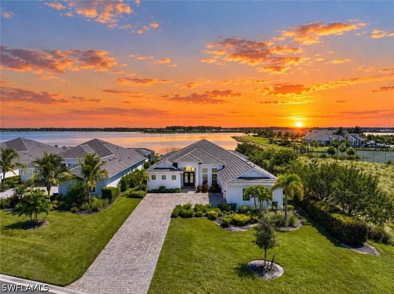 4 bedroom SingleFamilyResidence at 18789 Wildblue Blvd, Wildblue, Estero — photo 1