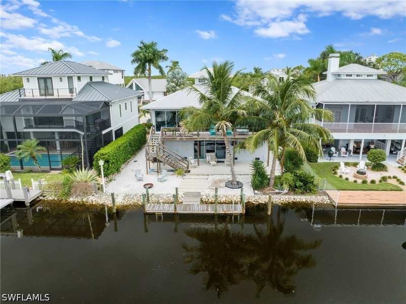 2 bedroom SingleFamilyResidence at 1282 Venetian Way, Gulf Harbor, Naples — photo 1