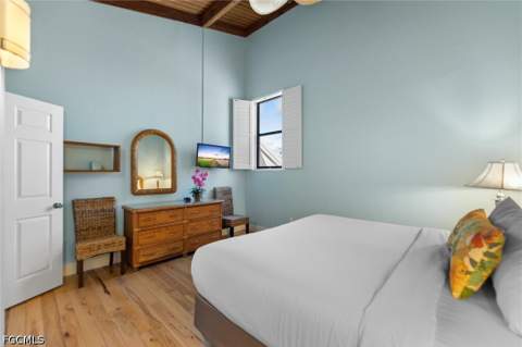 2030 Gulf Beach Villas, Captiva FL - photo 17 of 43