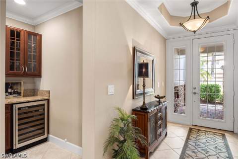 8074 Players Cove Dr 101, Naples FL - photo 8 of 31