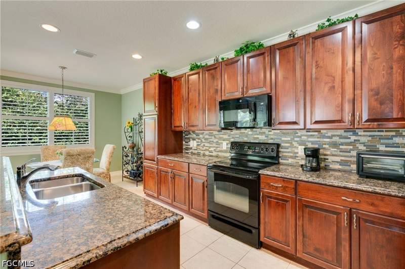 2 bedroom Townhouse at 12049 Lucca St 101, Portofino, Fort Myers — photo 3