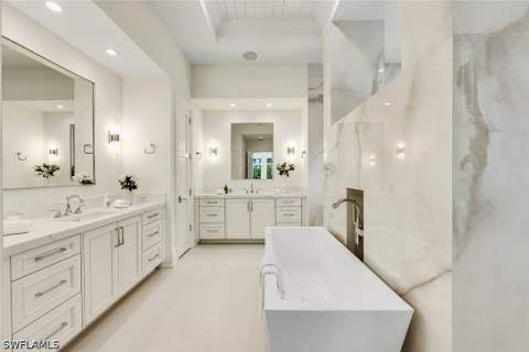 788 Riviera Dr, Naples FL - photo 20 of 36