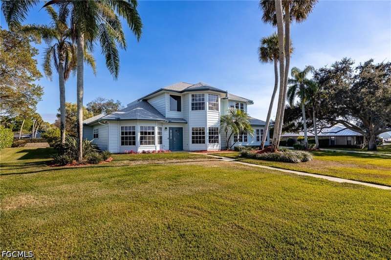 4 bedroom SingleFamilyResidence at 108 Ridgewood Ave, Ridgewood, Clewiston — photo 3