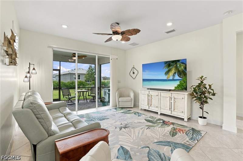 2 bedroom SingleFamilyResidence at 17306 Leaning Oak Trl, Del Webb Oak Creek, North Fort Myers — photo 5