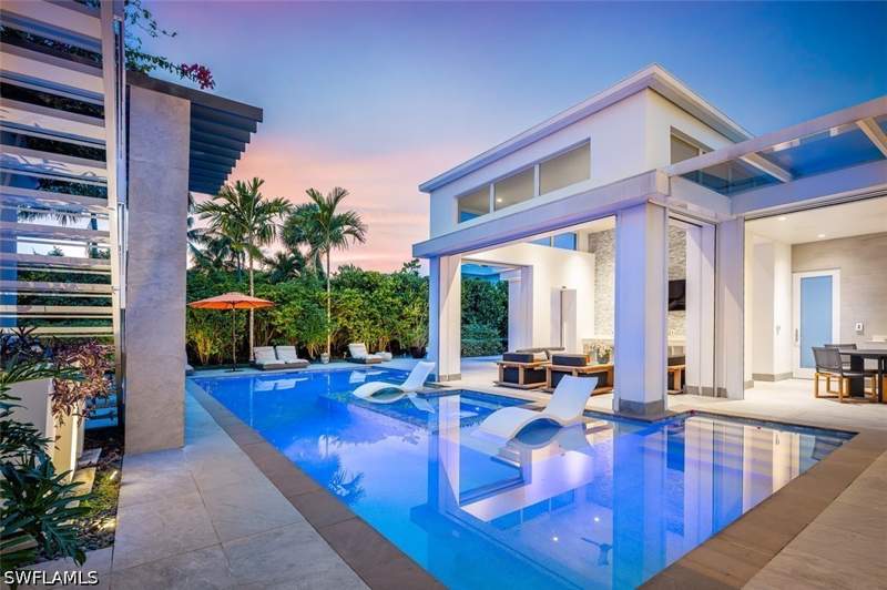 4 bedroom SingleFamilyResidence at 1531 Nautilus Rd, Coquina Sands, Naples — photo 2