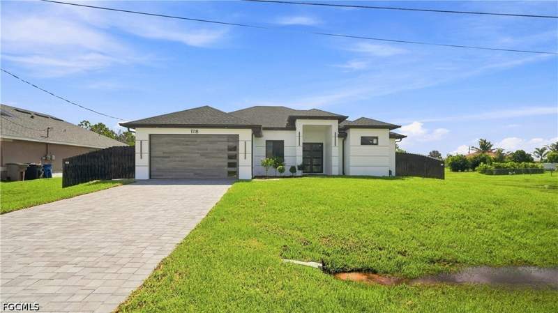 3 bedroom SingleFamilyResidence at 1118 Adeline Ave, Lehigh Acres, Lehigh Acres — photo 2