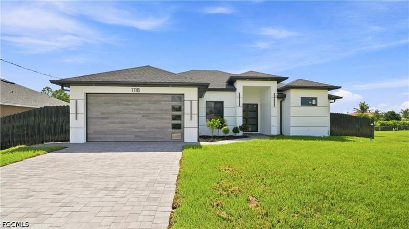 3 bedroom SingleFamilyResidence at 1118 Adeline Ave, Lehigh Acres, Lehigh Acres — photo 3