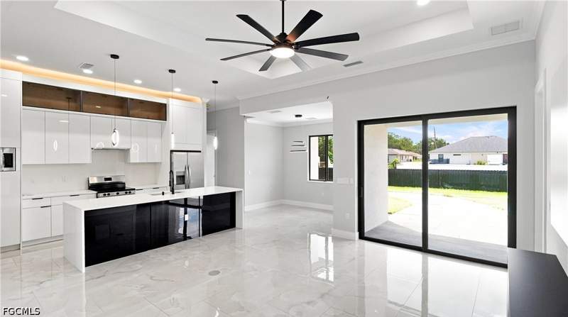 3 bedroom SingleFamilyResidence at 1118 Adeline Ave, Lehigh Acres, Lehigh Acres — photo 4