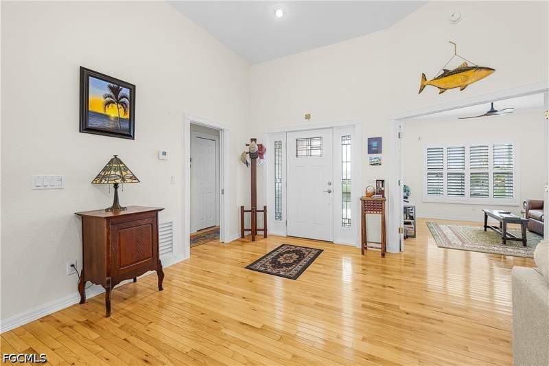 3 bedroom SingleFamilyResidence at 5207 Ann Arbor Dr, Charlotte Shores, Bokeelia — photo 3