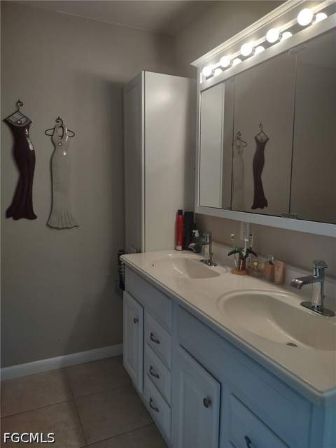 4417 Country Club Blvd B8, Cape Coral FL - photo 12 of 19