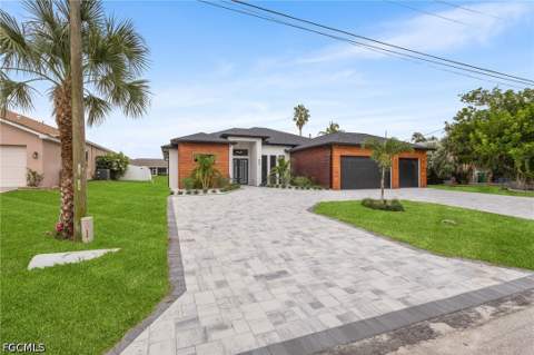 630 SW 15th St, Cape Coral FL - photo 11 of 40