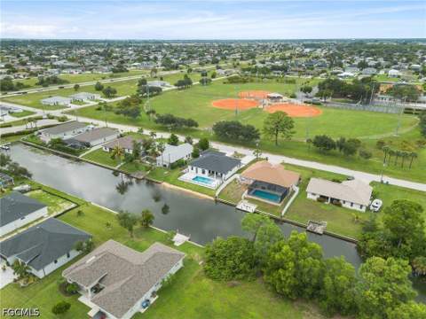 630 SW 15th St, Cape Coral FL - photo 6 of 40
