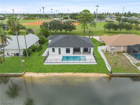 630 SW 15th St, Cape Coral FL - photo 7 of 40