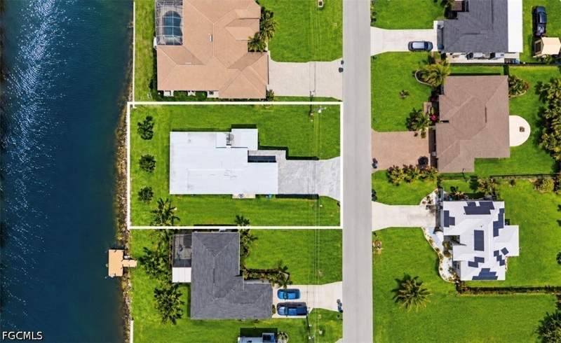 3 bedroom SingleFamilyResidence at 1112 NE 6th Ave, Cape Coral, Cape Coral — photo 4