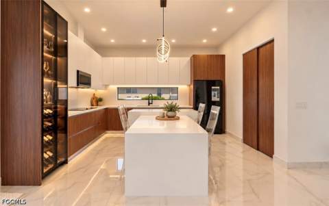 1112 NE 6th Ave, Cape Coral FL - photo 9 of 39