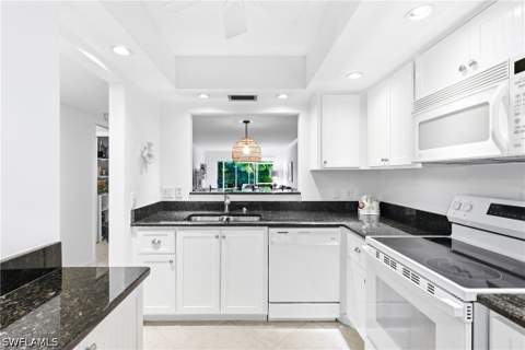 3150 Binnacle Dr 107, Naples FL - photo 11 of 37
