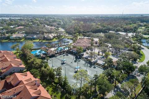 8069 San Vista Cir, Naples FL - photo 19 of 34