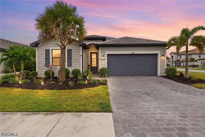 4 bedroom SingleFamilyResidence at 13814 Pine Lodge Ln, Timber Creek, Fort Myers — photo 1