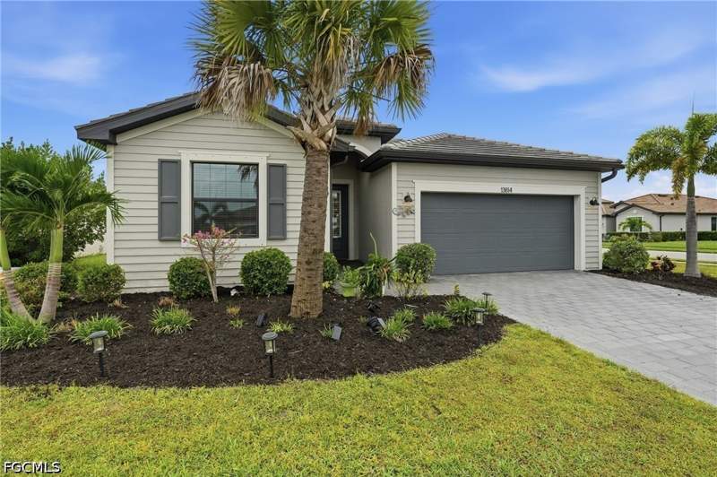 4 bedroom SingleFamilyResidence at 13814 Pine Lodge Ln, Timber Creek, Fort Myers — photo 3