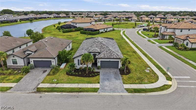 4 bedroom SingleFamilyResidence at 13814 Pine Lodge Ln, Timber Creek, Fort Myers — photo 5