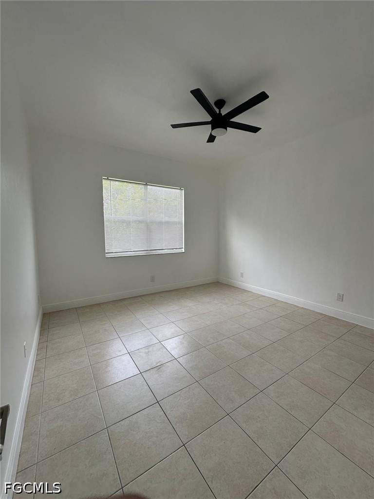 3 bedroom SingleFamilyResidence at 2244 SW 27th Ter, Cape Coral, Cape Coral — photo 4